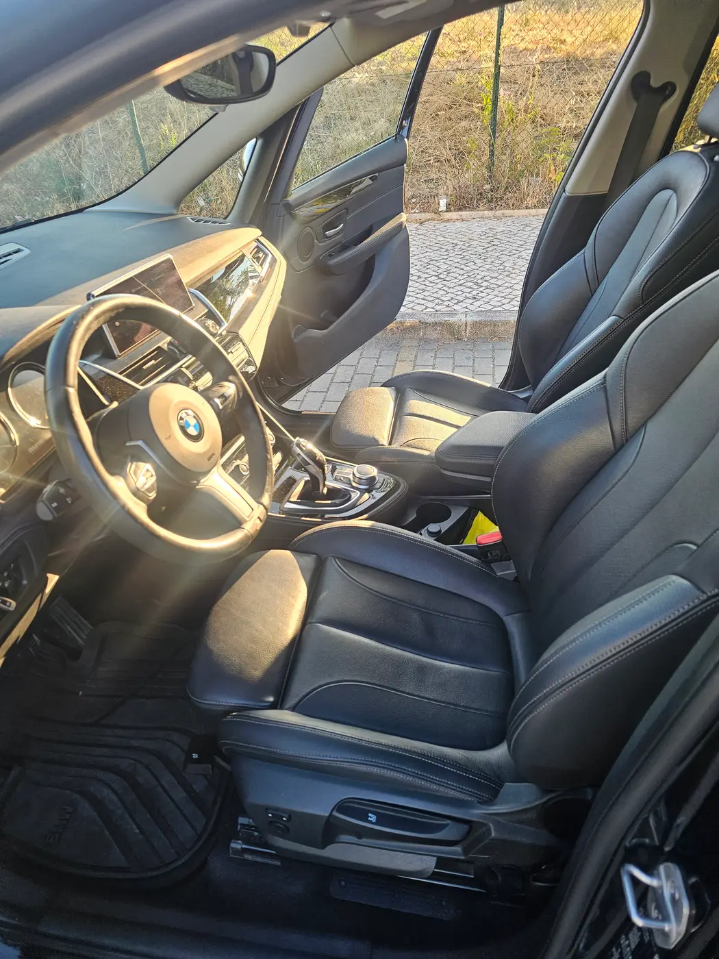 BMW 218 Gran Tourer 218i 7L line sport cx automática — fotografia 7