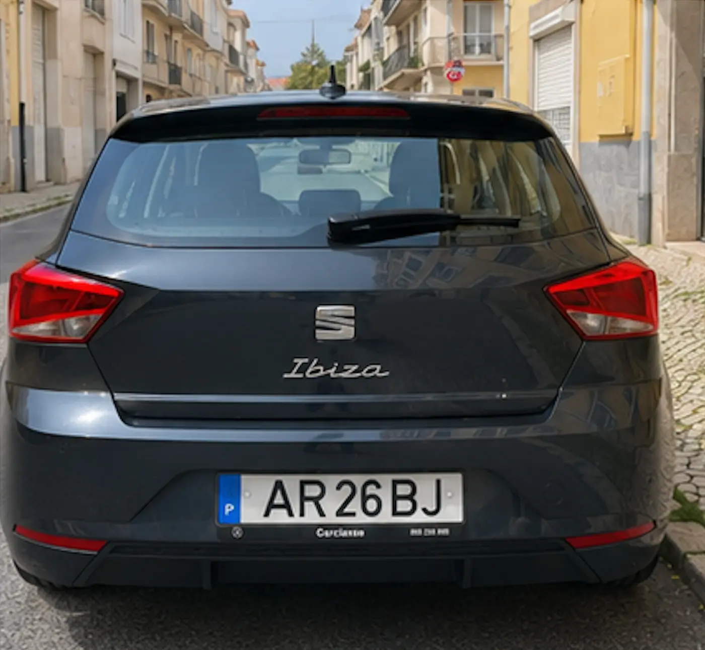 SEAT Ibiza  1.0 TSI Reference — fotografia 4